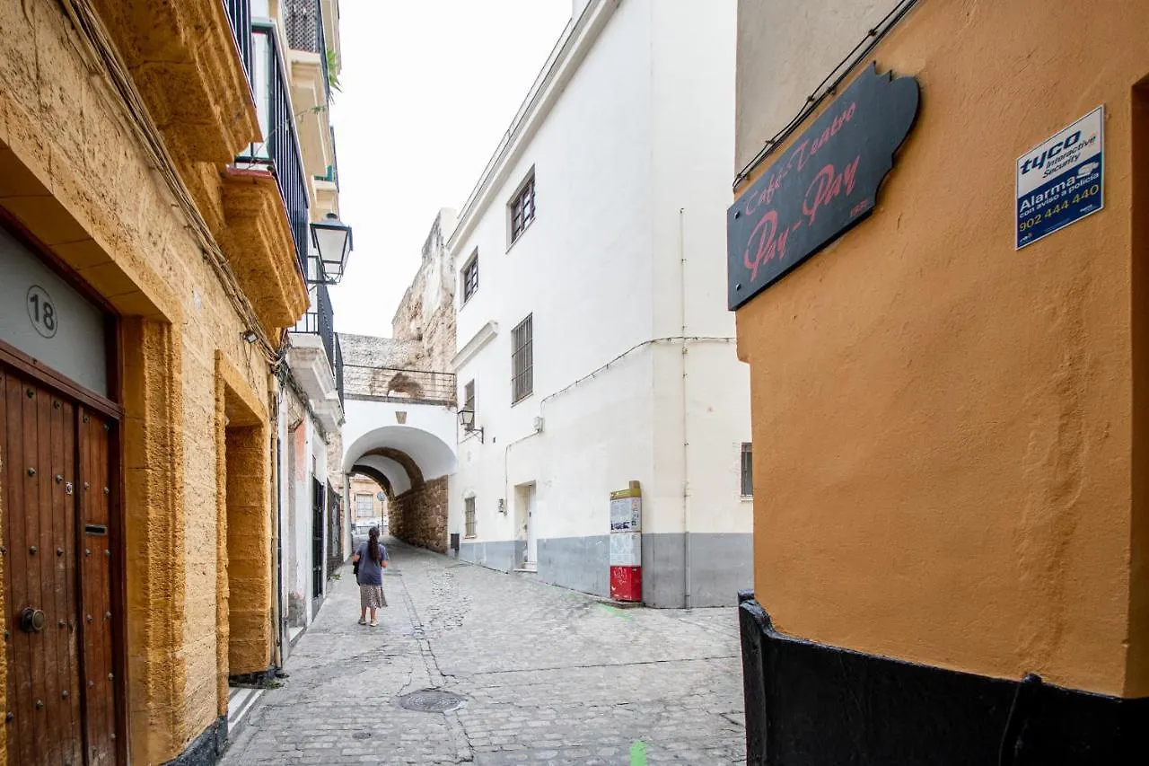 Las Tres Llaves De Cadiz Apartment 0*,  Spain
